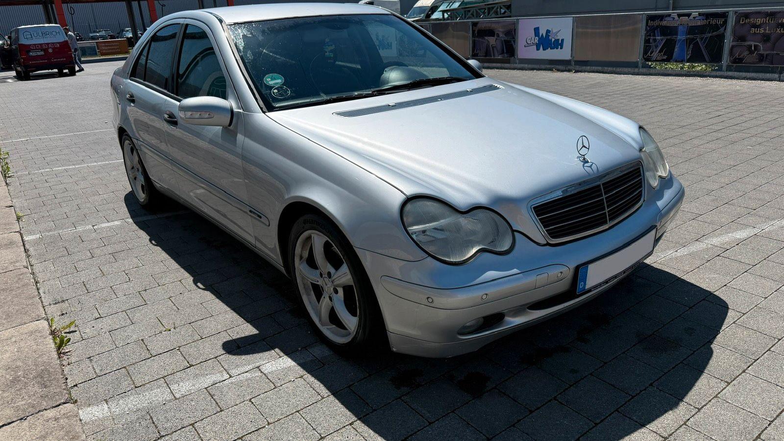 Mercedes-Benz C 180