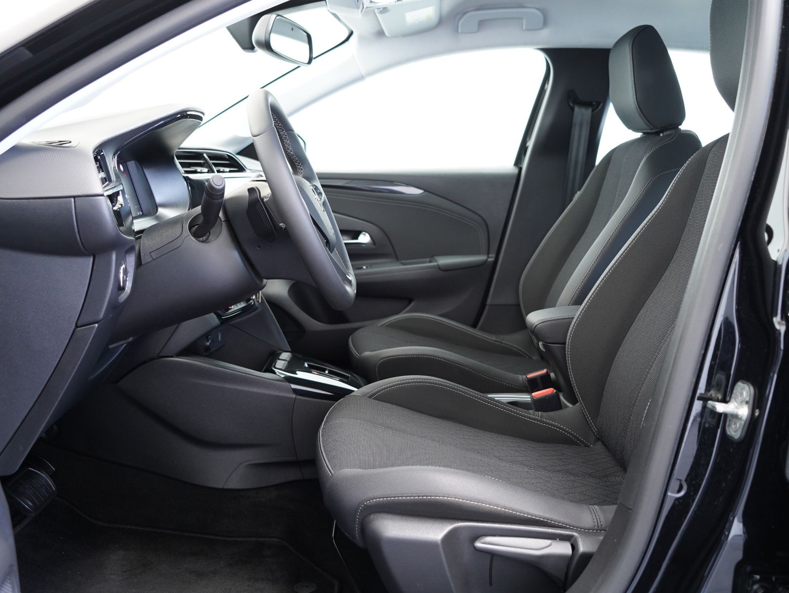 Fahrzeugabbildung Opel Corsa F 1.2 Turbo Elegance DAB/LED/PDC/SHZ