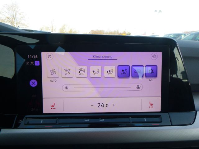 Fahrzeugabbildung Volkswagen Golf VIII 1,0 eTSI Life >AUT/NAV/LED/KAM/SHZ<