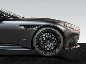 2024 Aston Martin DBS — фото 8