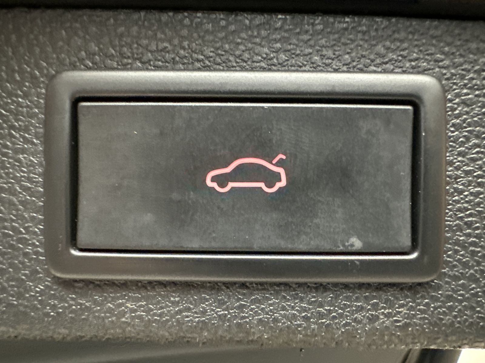 Fahrzeugabbildung SKODA Kodiaq 2.0 TDI DSG L&K NAV+LED+360°+VCOCK+CANTON