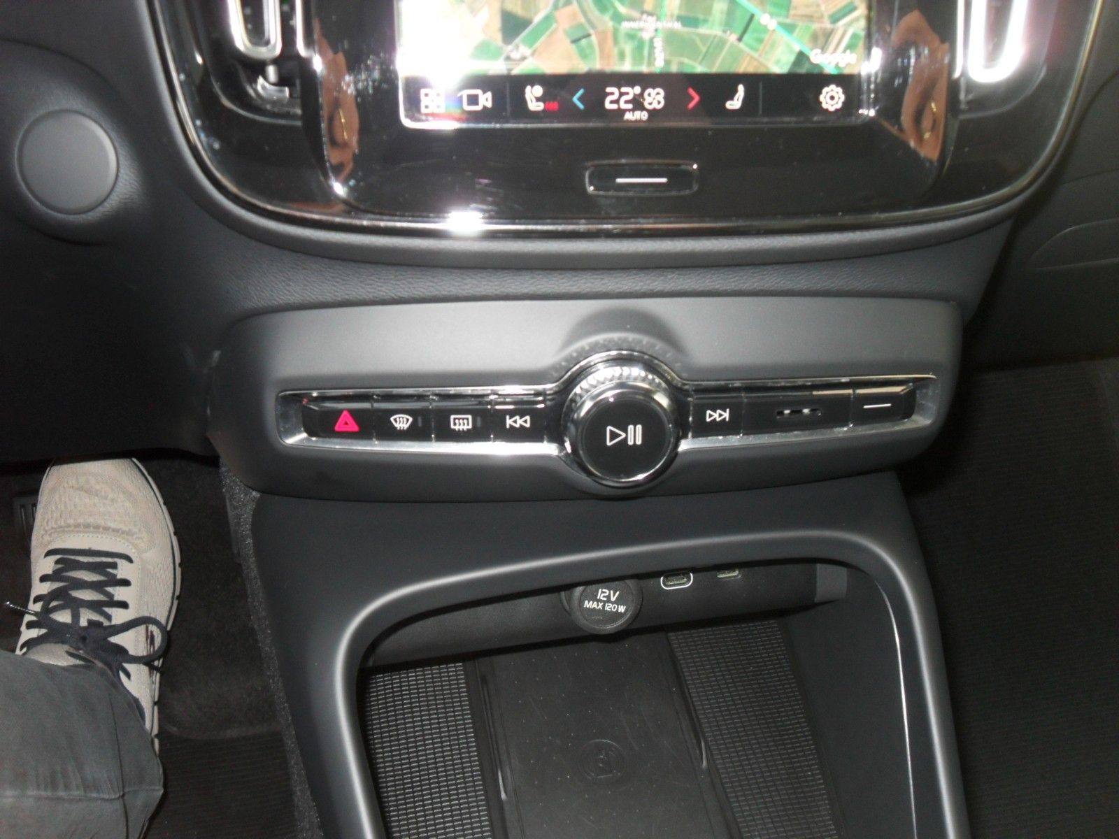 Fahrzeugabbildung Volvo C40 Ultimate Recharge Pure Electric AWD