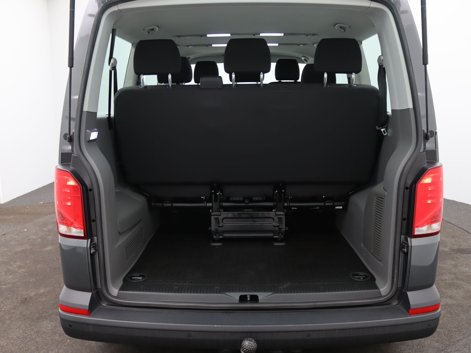 Volkswagen T6 Caravelle - Bild 9