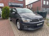 Volkswagen Touran Sound - 2. Hand - TÜV Neu - Navi - VW Touran Gebrauchtwagen in Duisburg