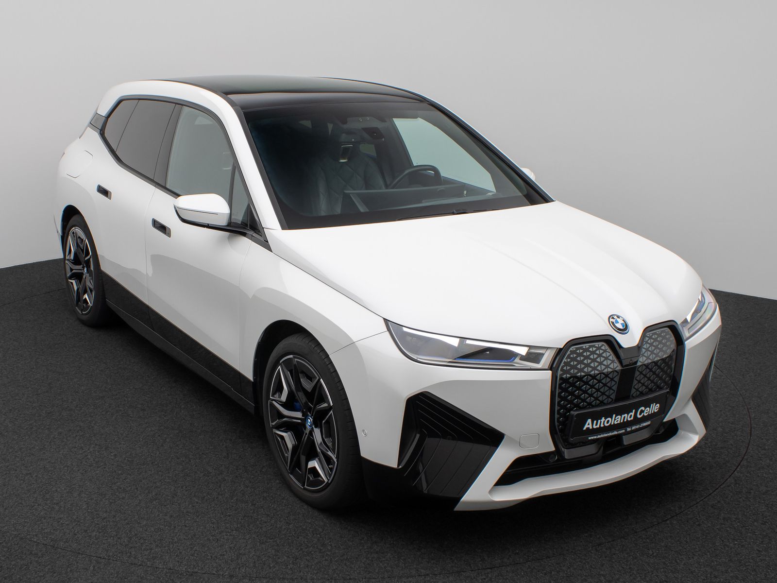 Fahrzeugabbildung BMW iX xD40 Sport SkyLounge Laser 360°DAB H/K 22Zoll