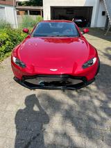 Aston Martin V8 Vantage 4.0 V8 - Traumwagen Vollausstattung - Aston Martin V8 Vantage von privat