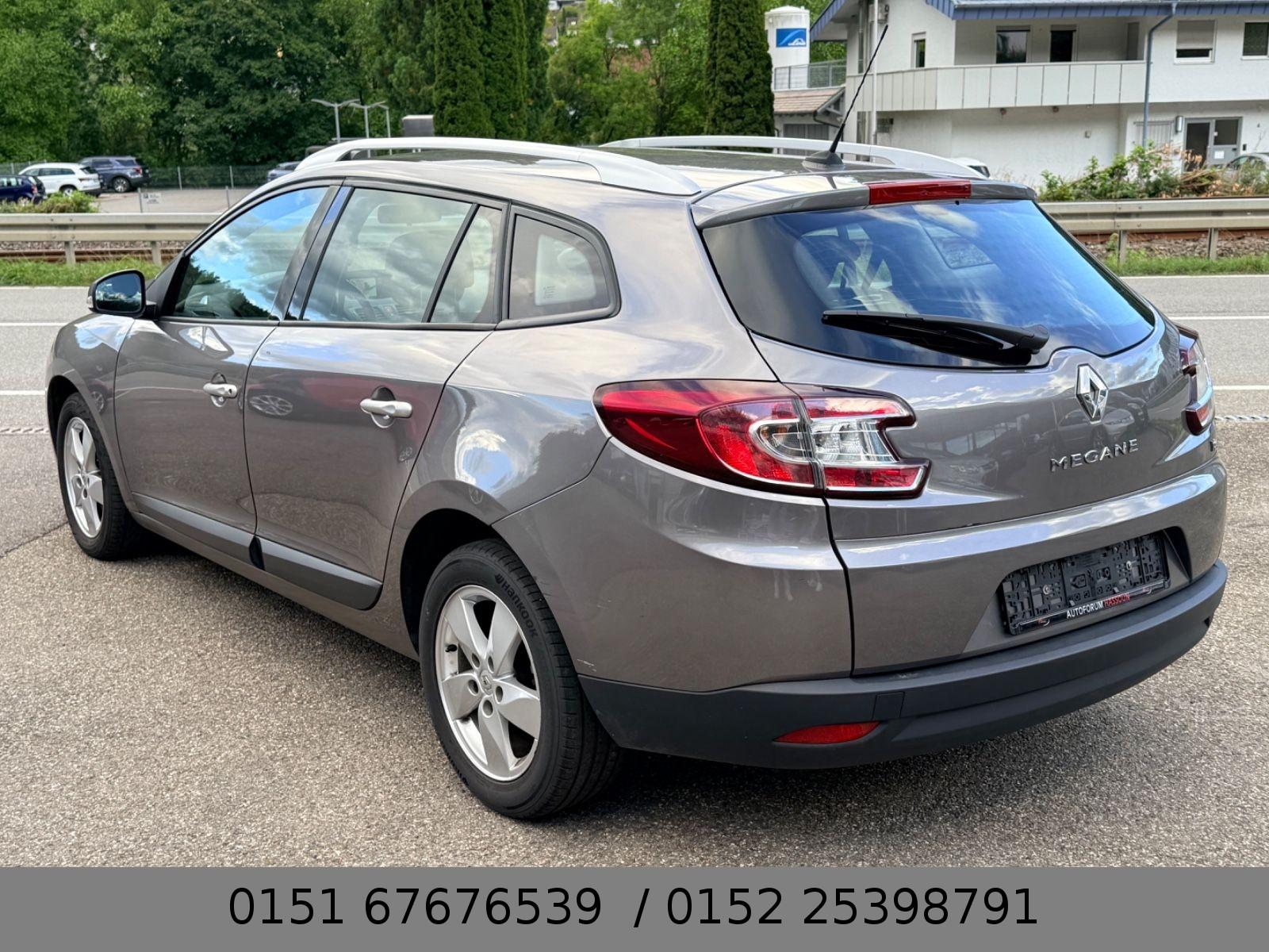 Renault Megane 2011 — photo 11