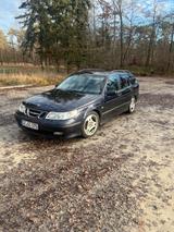 Saab 9-5 2.3 Turbo Aero Sport-Kombi Aero - Saab 9-5 mit Benzin-Antrieb: Kombi