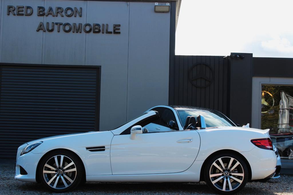 Mercedes-Benz SLC 300