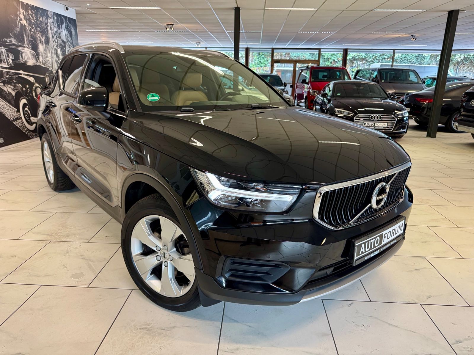 Volvo XC40 2.0 T5 AWD AUT LEDER NAVI LED CAM SHZ PDC foto 2