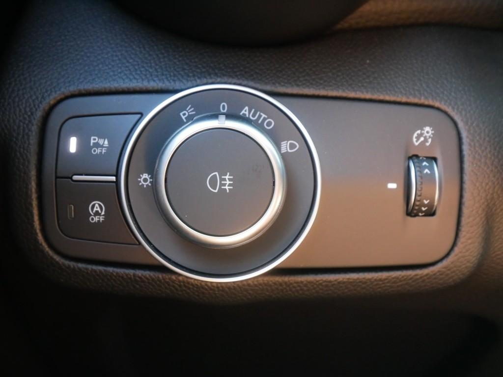 Alfa Romeo Giulia VELOCE 2.0 TURBO 16V 280 PS AT TECHNOLOGI, миниатюра 13
