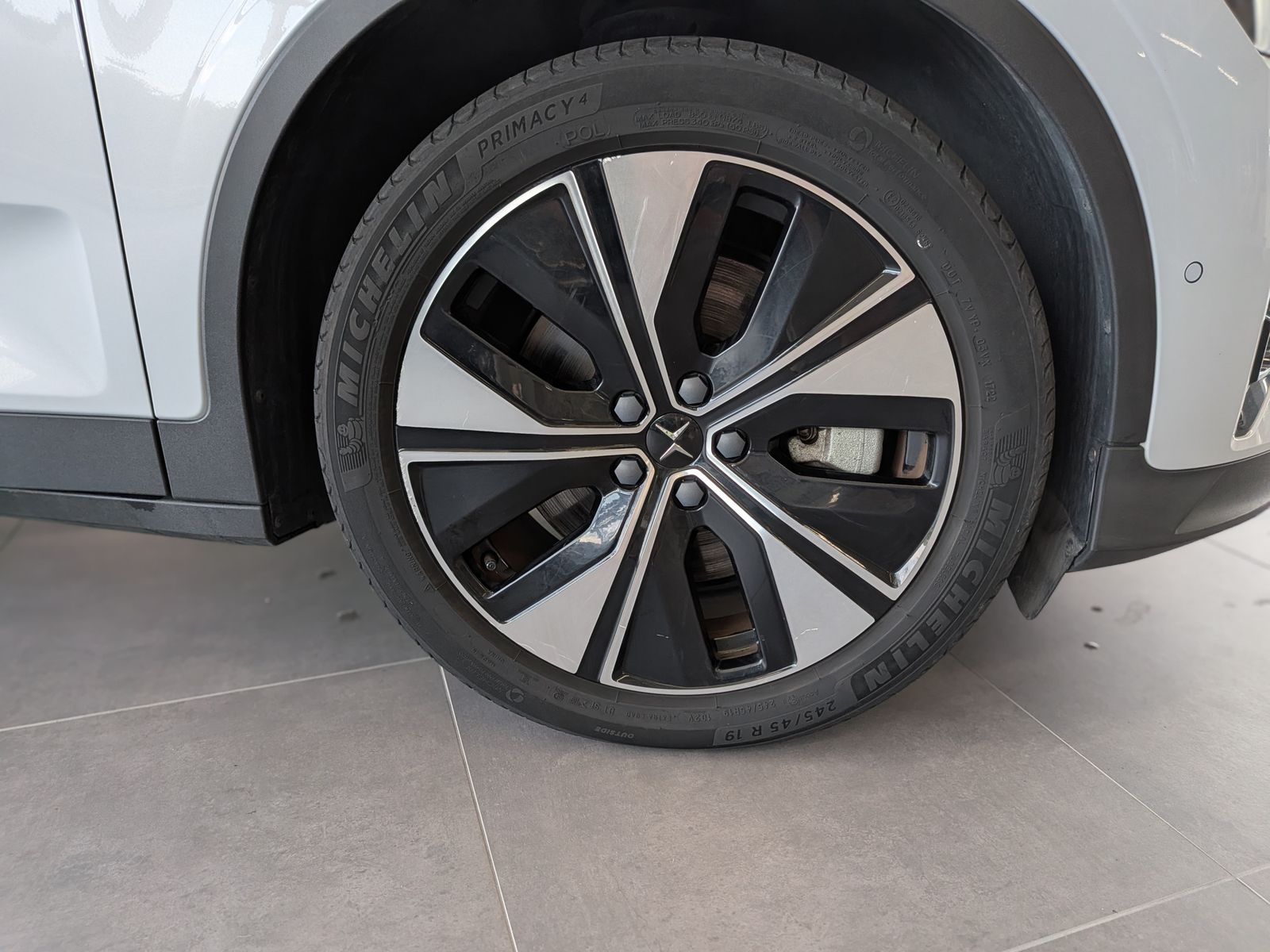 Fahrzeugabbildung Polestar 2 78KWh Long Range Pilot Virtu Memo LED 360° ACC