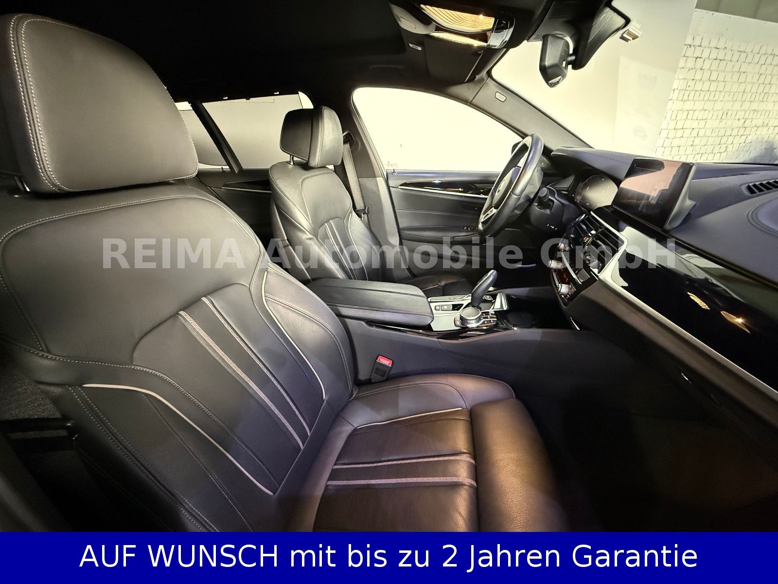 Fahrzeugabbildung BMW 520 i M Sport Touring, Pano, LED, 360°, H&K