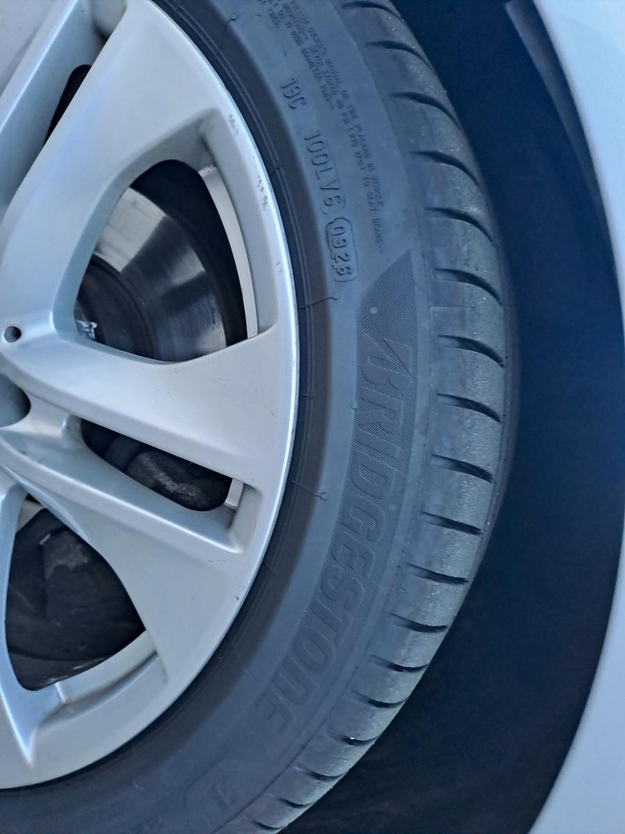 Mercedes-Benz MERCEDES-BENZ 220 CDI BlueEFFICIENCY AVANTGARDE
