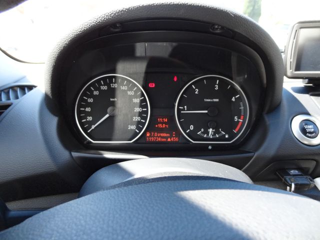 Fahrzeugabbildung BMW 118d/1.Hand/Xenon/SitzH/PDC/Voll BMW Service/