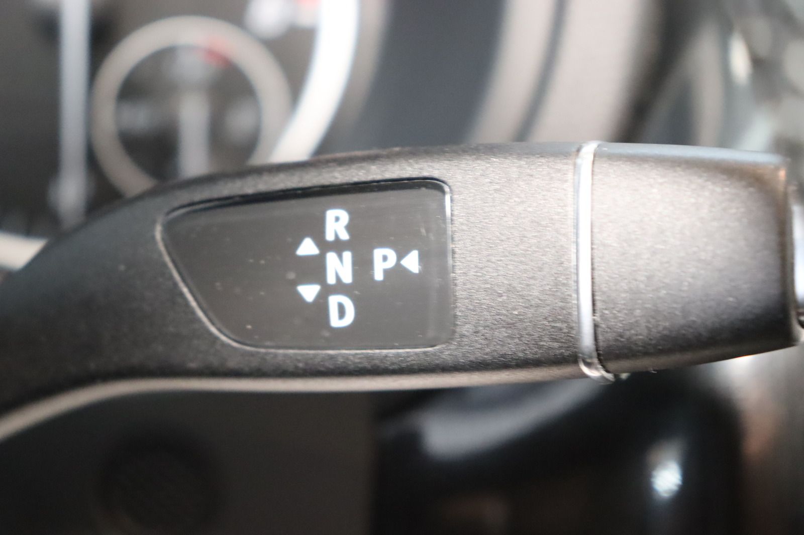 Fahrzeugabbildung Mercedes-Benz B 180 BlueEFFICIENCY * Bi-Xenon * Navi * SHZ *