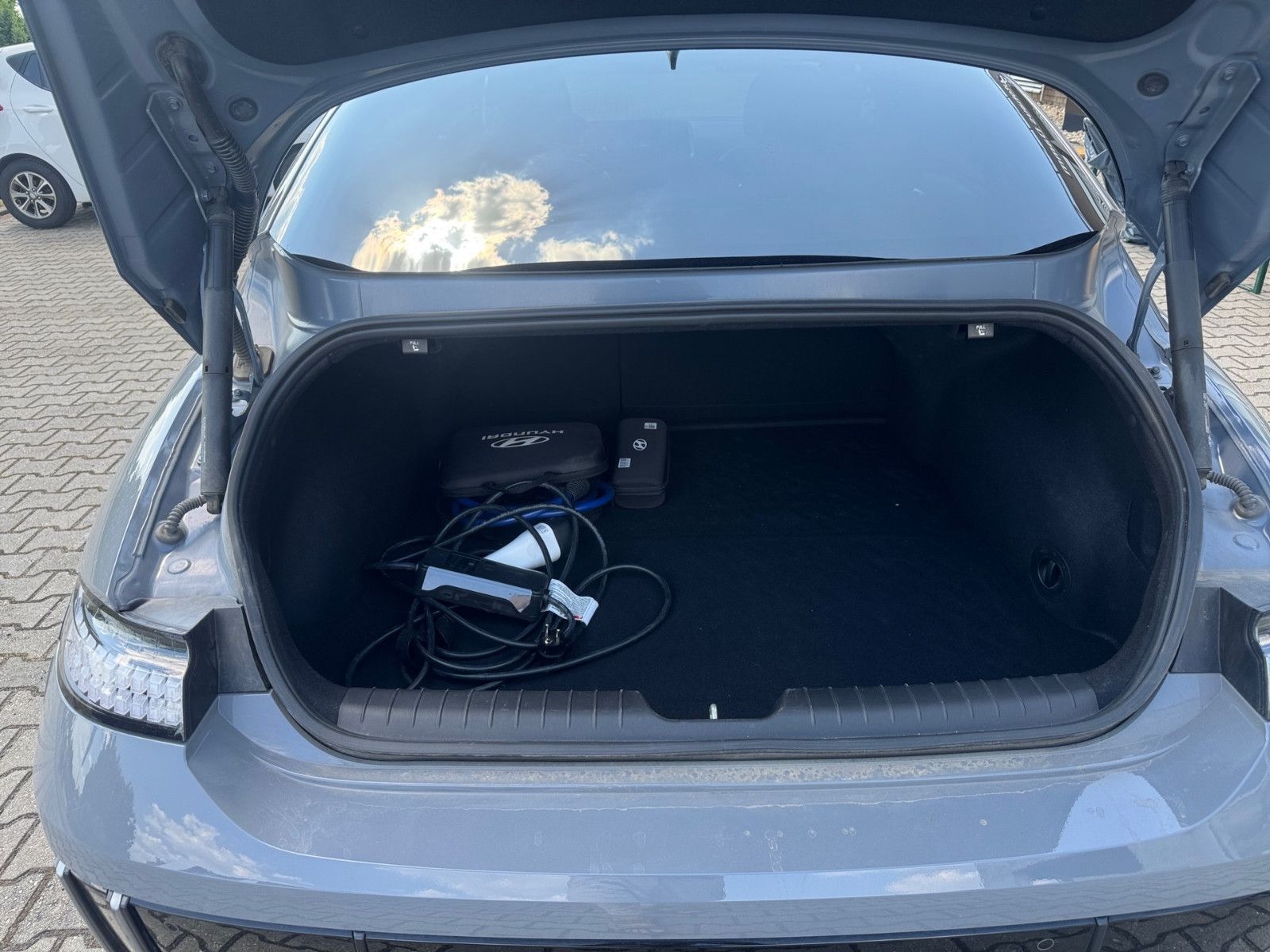 Hyundai IONIQ 6 – Bild 12
