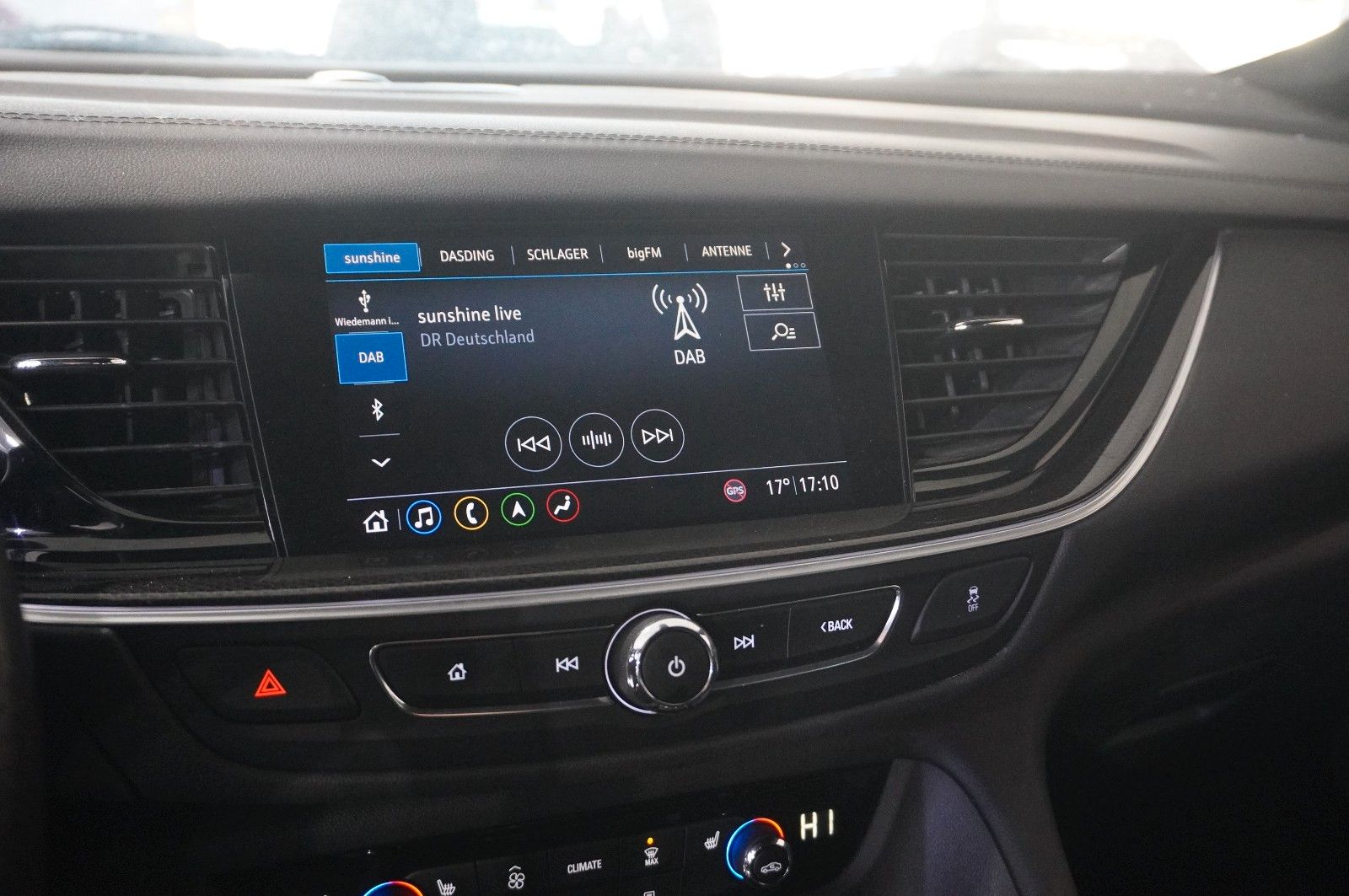 Fahrzeugabbildung Opel Insignia B ST 2.0D ULTIMATE NAVI/OPC/KAMERA/AHK