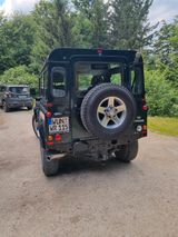 Land Rover Defender 90 TD4 Station Wagon 1. Hand unfallfrei - Land Rover Defender mit Diesel-Antrieb