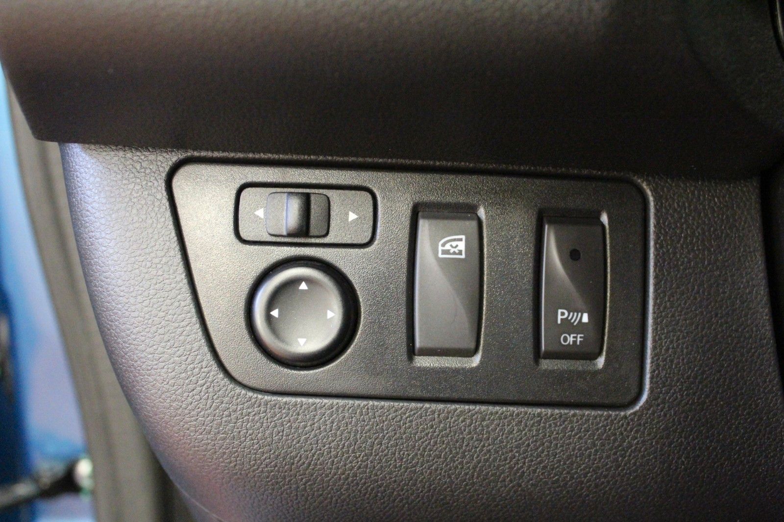 Fahrzeugabbildung Dacia Spring 45 Electric Expression MediaNav CCS