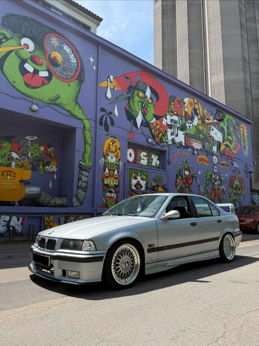 BMW 328