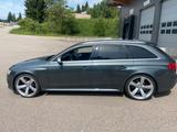 Audi RS4 4.2 FSI S tronic quattro Avant  - Audi RS4: Automatik