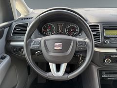 Fahrzeugabbildung Seat Alhambra Style 2.0 TDI 1.Hand AHK Tempom. Klima