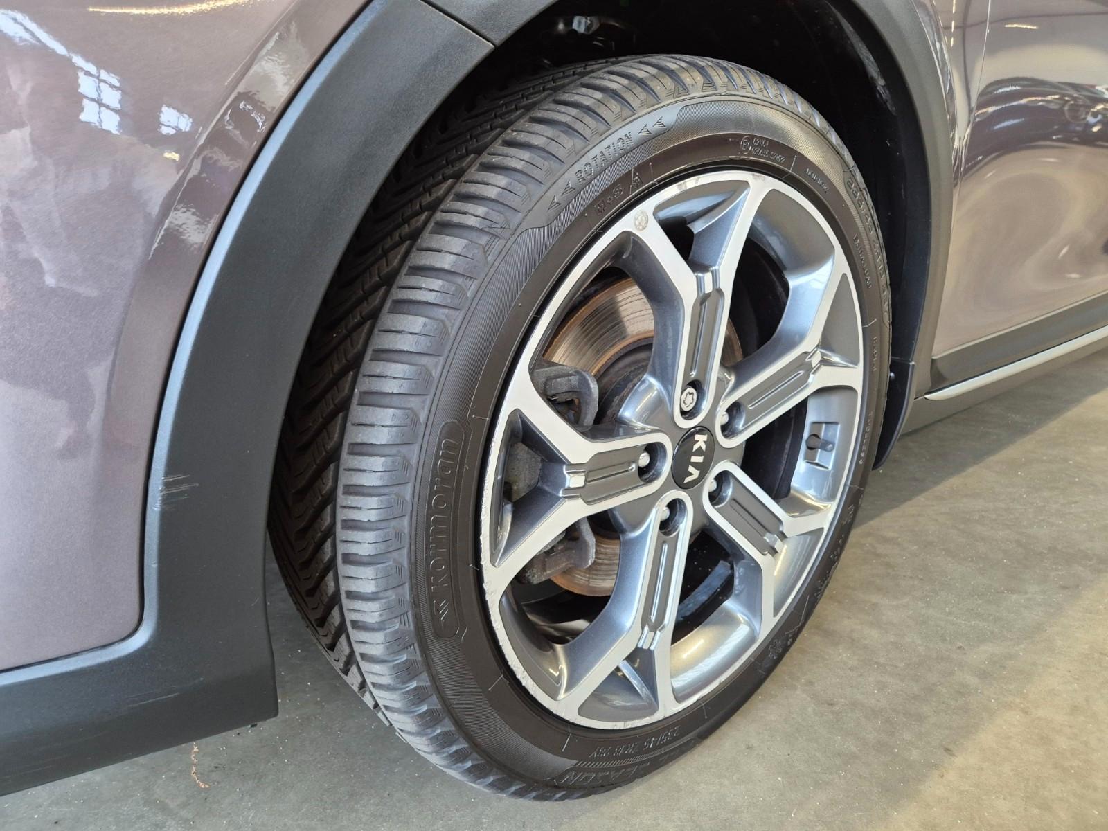 Kia XCEED AUT TEILLEDER NAVI SITZHZ CAMERA SPURPAKET