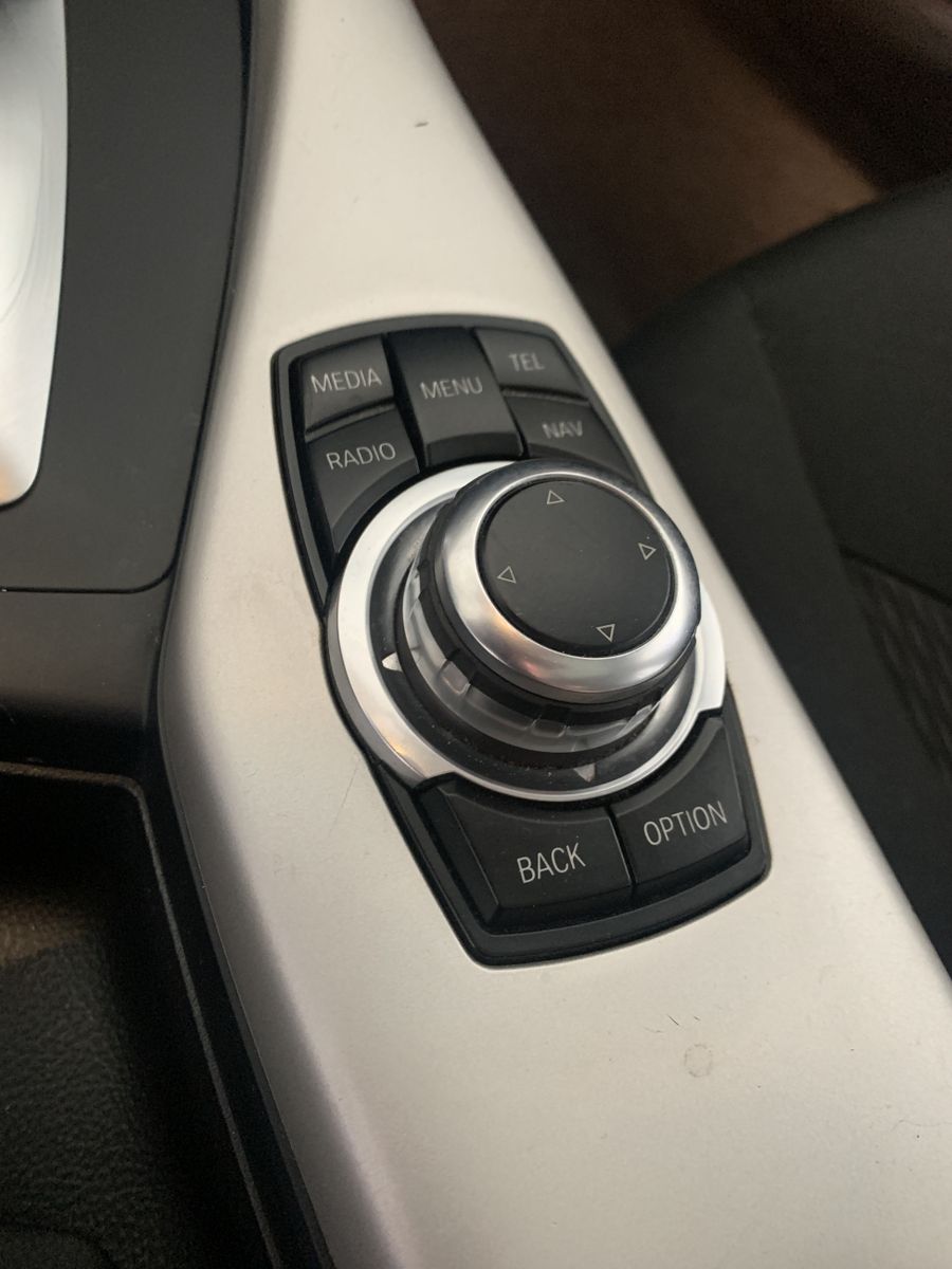 Fahrzeugabbildung BMW 118 d Advantage*PDC*Klima*SHZ*Navi*