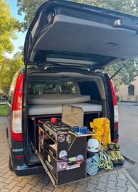 صورة 4 لـ 2005 Mercedes-BENZ VIANO
