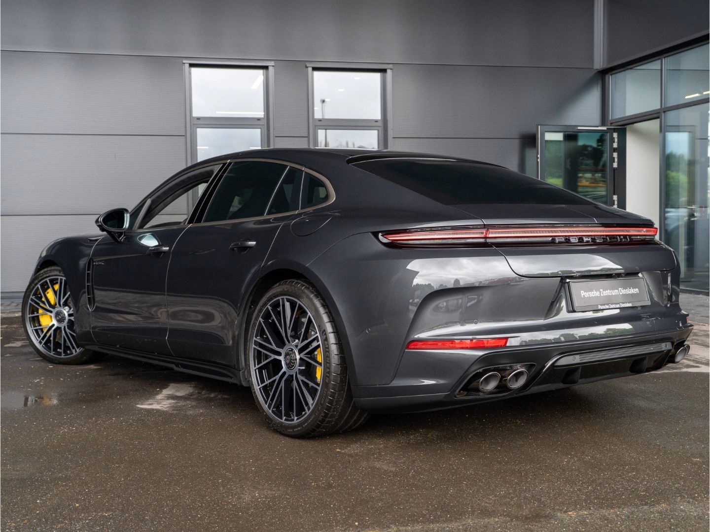 Porsche Panamera Turbo S E-Hybrid Burmester Sportaga HD- imagem 3