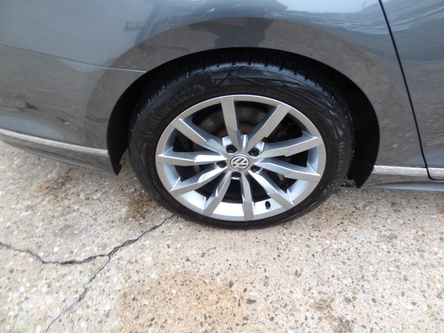 Fahrzeugabbildung Volkswagen Passat/Highline/2xR-Line/LED/Virtual/Kam/Leder/