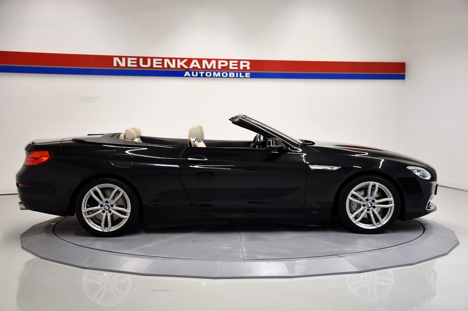 Fahrzeugabbildung BMW 640d xDrive Cabrio LED Navi Ambi Exklusiv-Leder