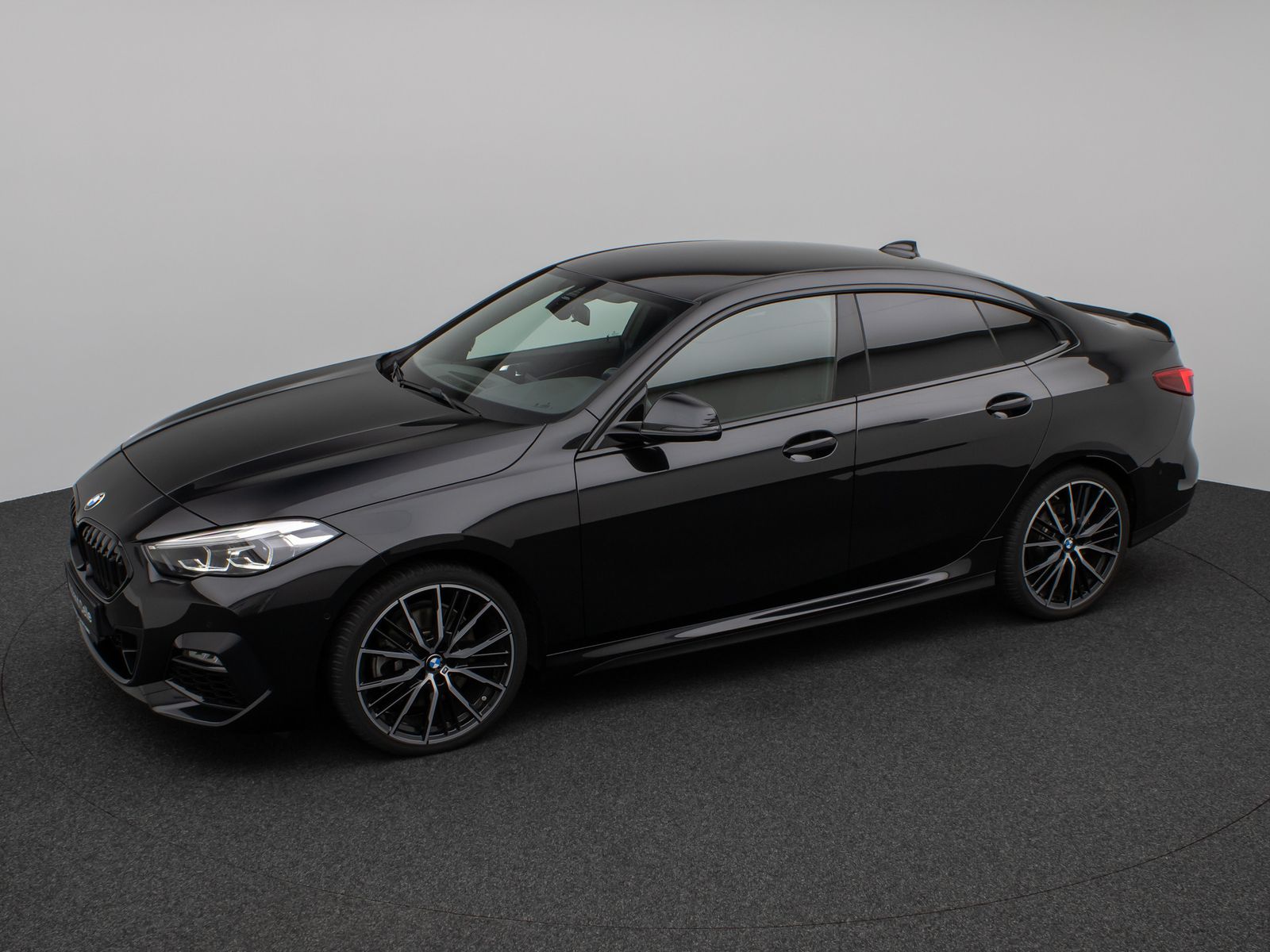 Fahrzeugabbildung BMW 220i Gran Coupé M Sport Kamera DAB HiFi 19Zoll