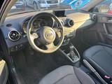 Audi A1 attraction - Audi A1 Attraction mit Benzin-Antrieb