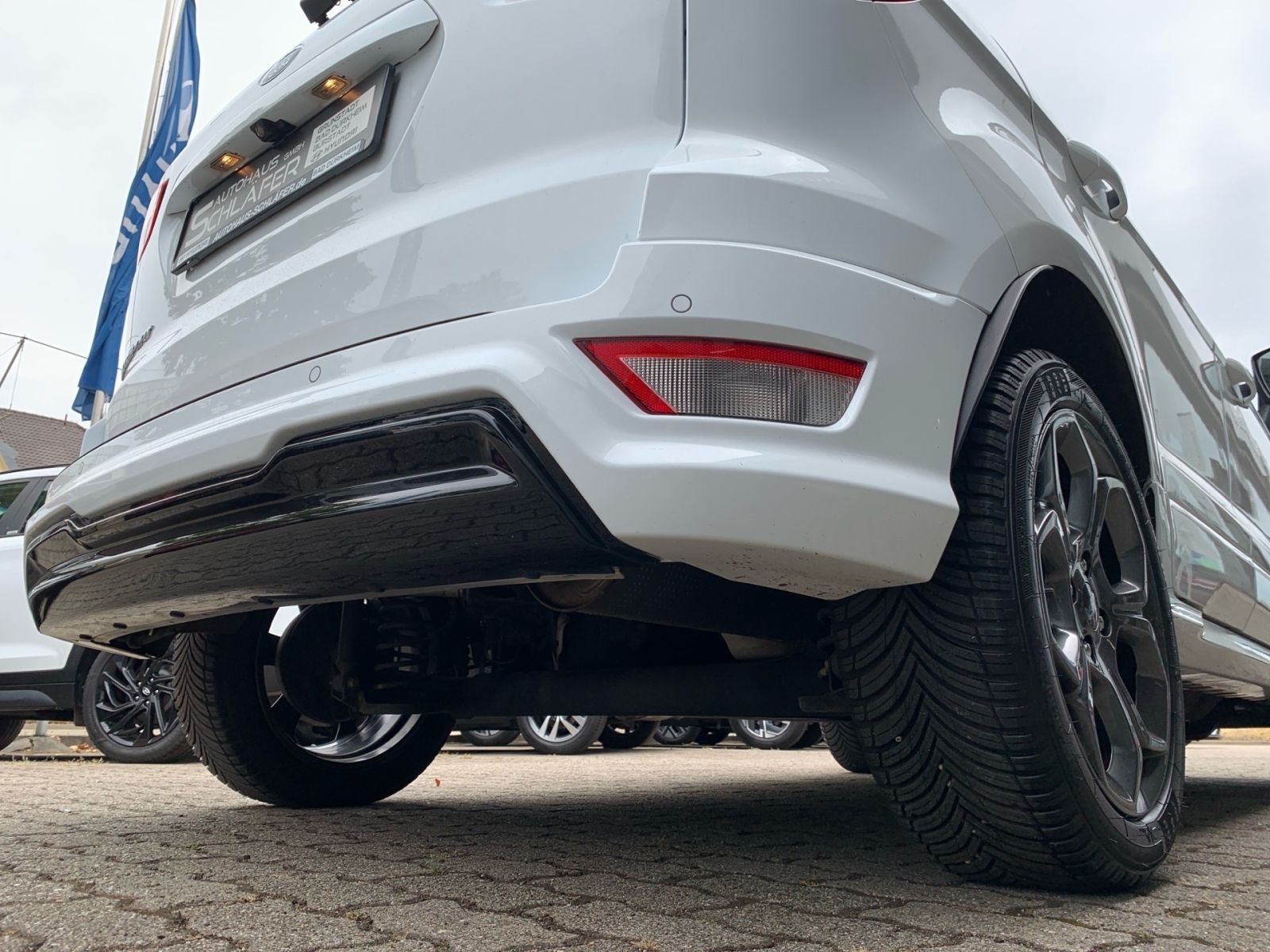 Fahrzeugabbildung Ford EcoSport 1.0 EcoBoost Automatik ST-Line Start/St