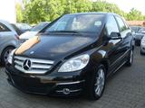 Mercedes-Benz B 200 CDI Autom/Navigation/Akt. Park-Assistent - gebrauchte Mercedes-Benz B 200 aus dem Jahr 2011