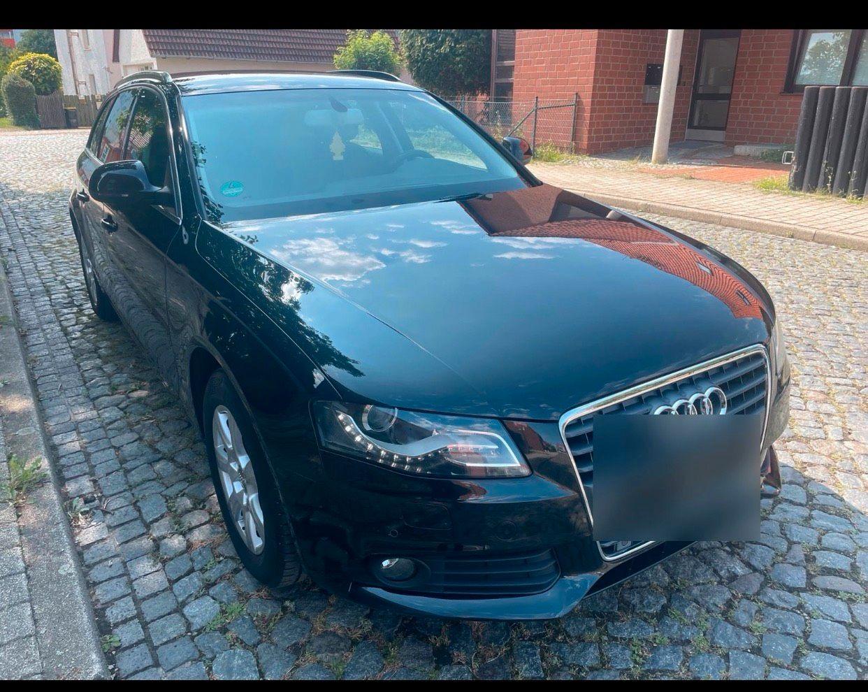 Audi A4 2009 — photo 5