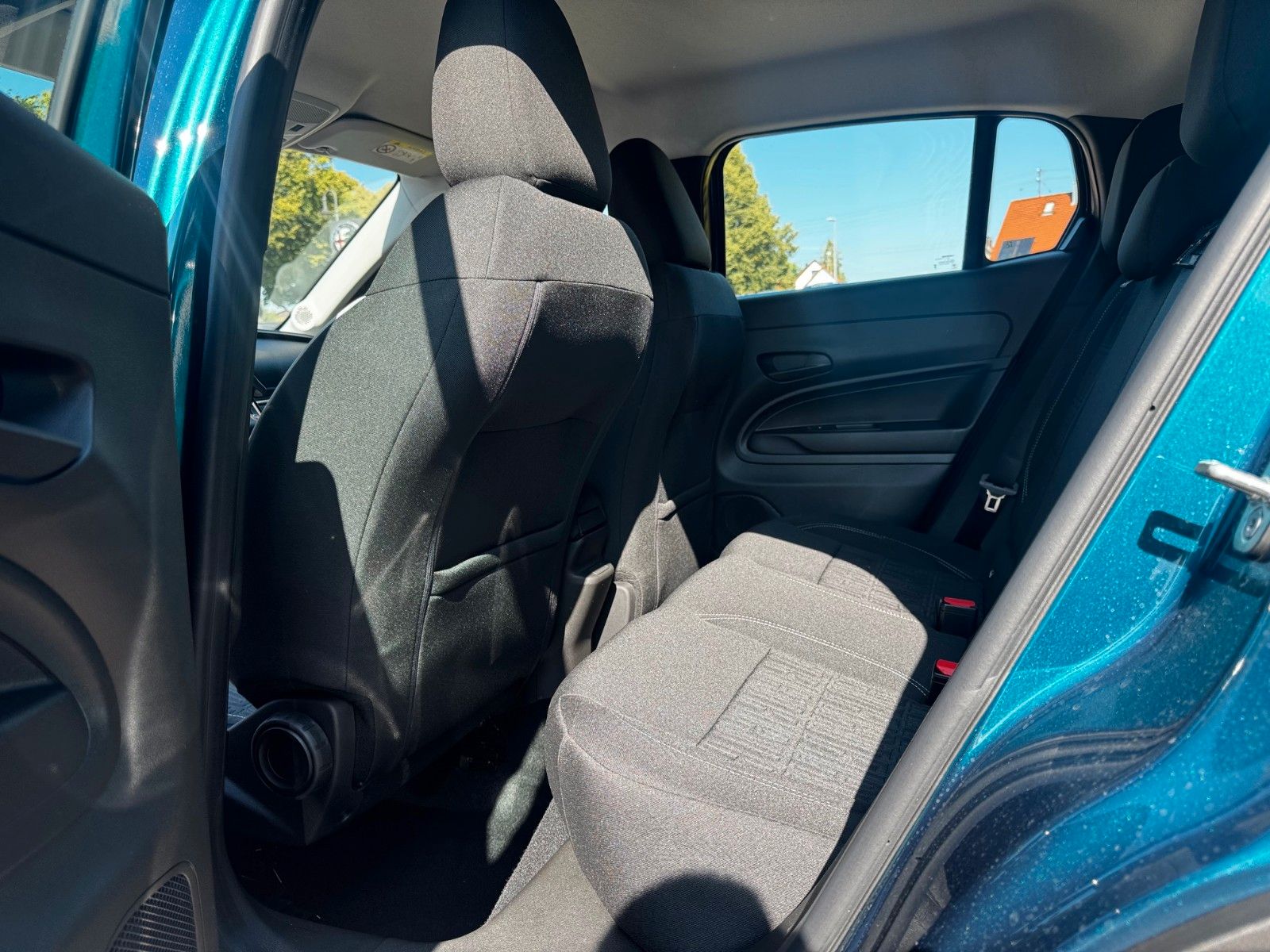 Fahrzeugabbildung Fiat 600 MY25 Special Edition Automatik Navi Kamera