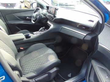 Bild 9 Peugeot 2008 e- GT