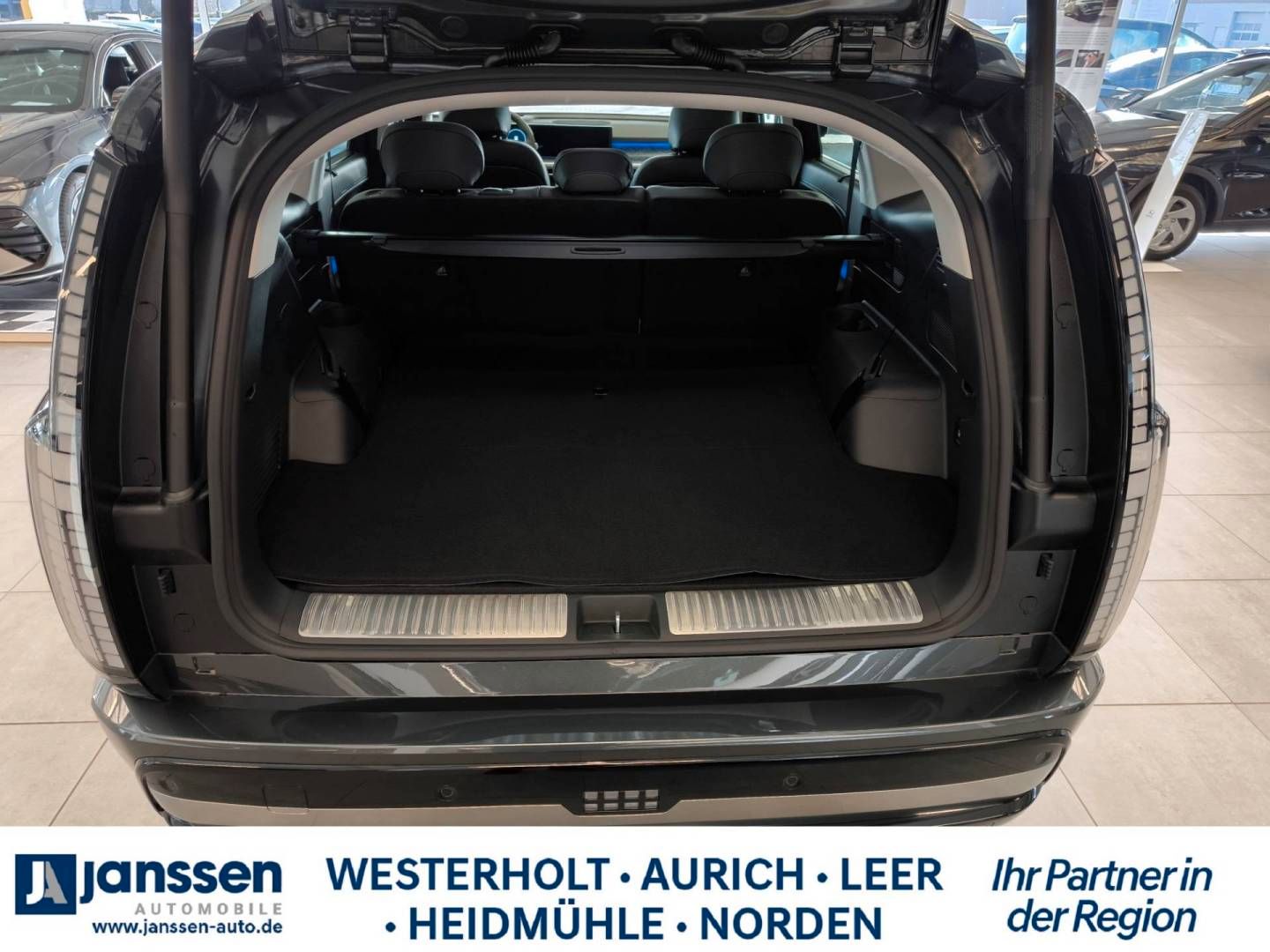 Fahrzeugabbildung Hyundai IONIQ 9 7-Sitzer/UNIQ/360°-Kamera/Massage Sitze/