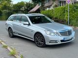 Mercedes-Benz Mercedes Benz E220 / W212 Luftf./18 Zoll./... - Mercedes-Benz E 220 in Hagen