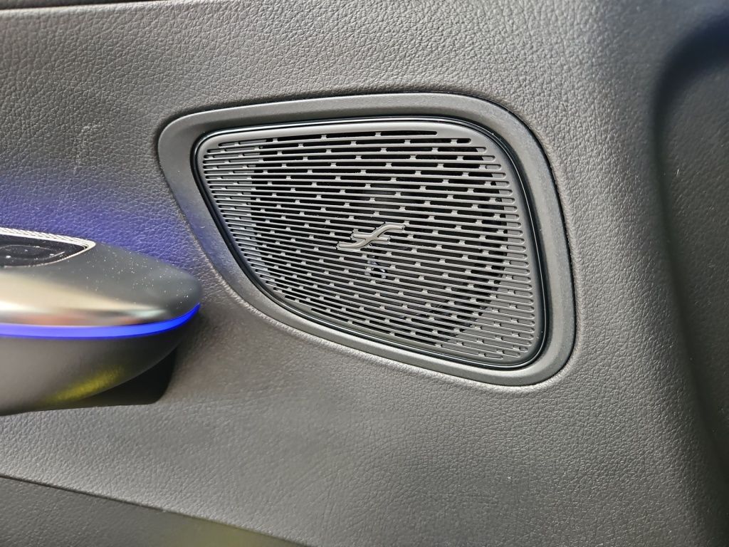 Fahrzeugabbildung Mercedes-Benz GLC 300 de 4MATIC +AMG+NIGHT+AHK+MEMORY+PANO+