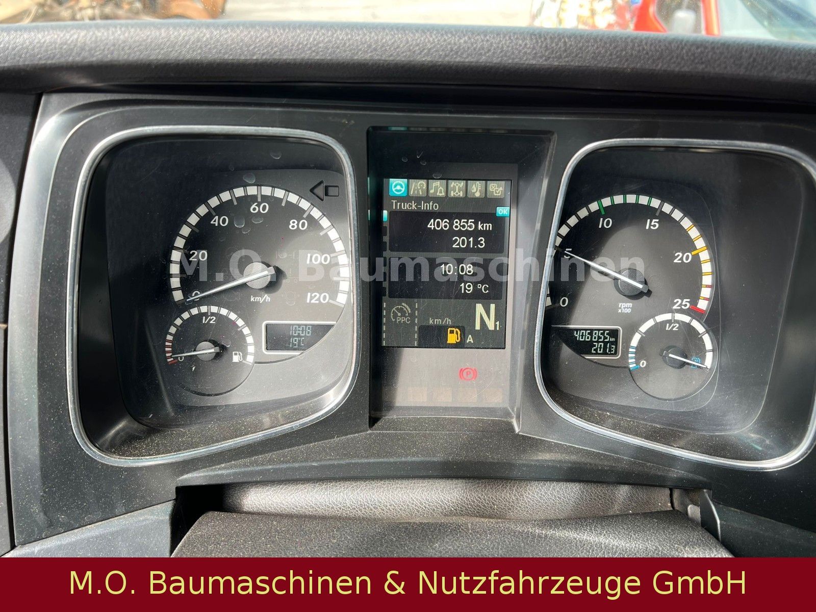 Fahrzeugabbildung Mercedes-Benz Actros 1843 / Euro 6 / AC/ Kipphydr.