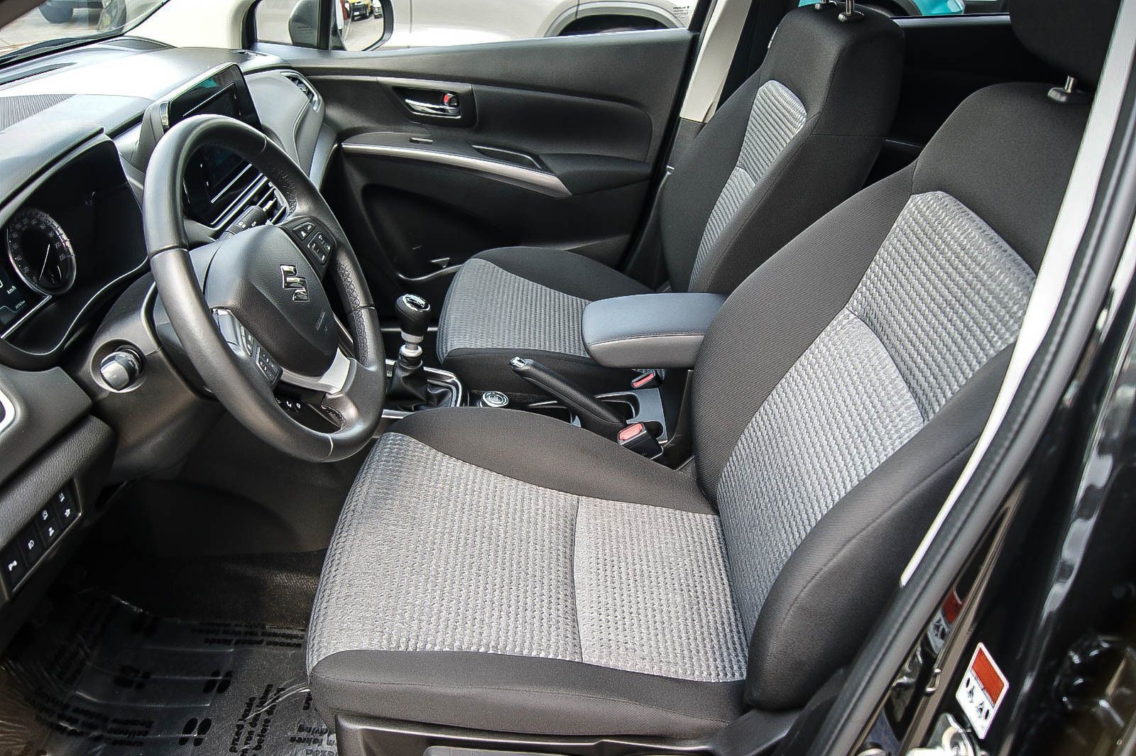 Fahrzeugabbildung Suzuki S-Cross 1.4 Comfort ALLGRIP KAMERA ANHZV LED