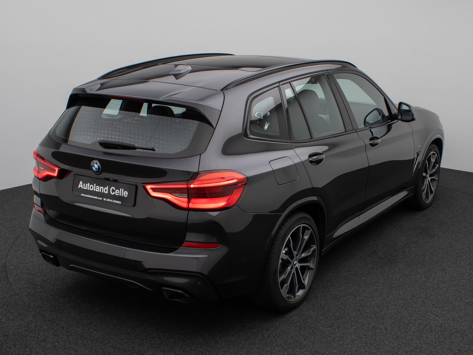 Fahrzeugabbildung BMW X3 M40i Panorama Kamera HUD DAB HiFi AHK Komfort