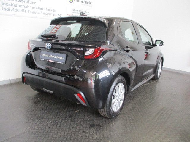 Fahrzeugabbildung Toyota Yaris Hybrid Business Edition