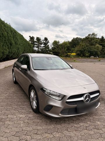 MERCEDES-BENZ Einwandfreier Mercedes mit Garantie, Autom...