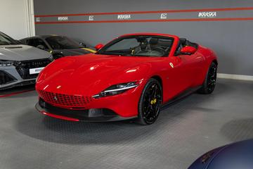 2025 Ferrari ROMA 照片 8