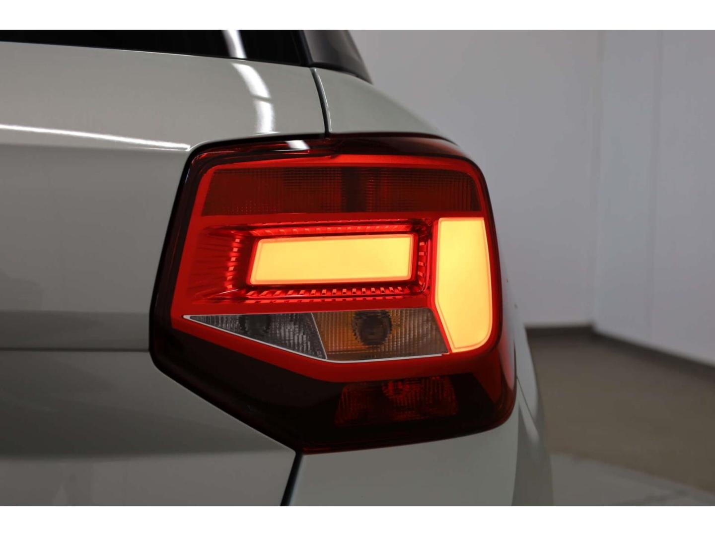 Audi Q2 30 TFSI Advanced AHK/NAV/RFK/SH/LED/DAB, миниатюра 23